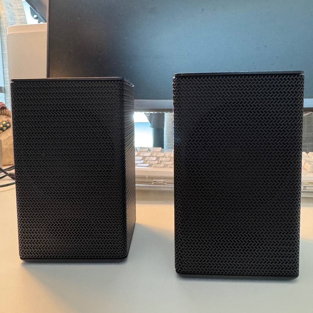 Samsung PS-KS1-1 Surround Sound Speaker System Pair Black 3 Ohm Satellite Set
